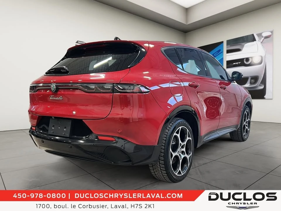 2025 Alfa Romeo Tonale - Image 8 of 19