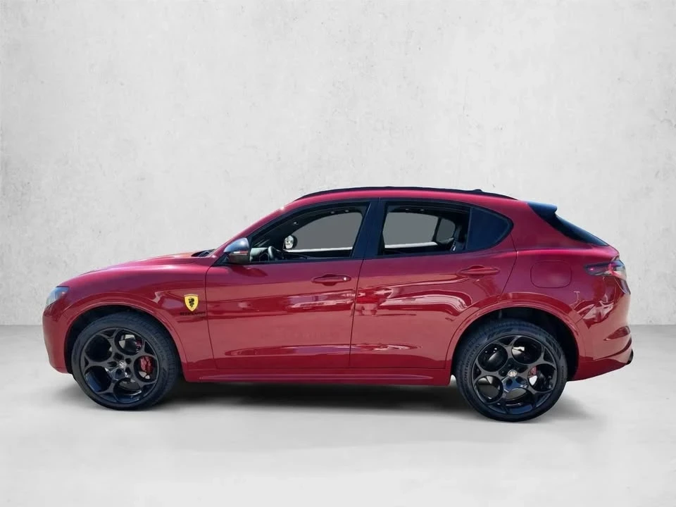2025 Alfa Romeo Stelvio - Image 5 of 15