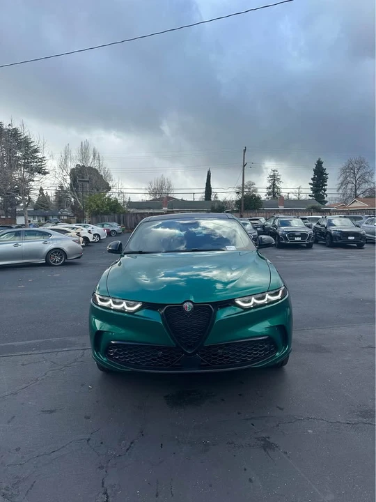 2025 Alfa Romeo Tonale - Image 3 of 16