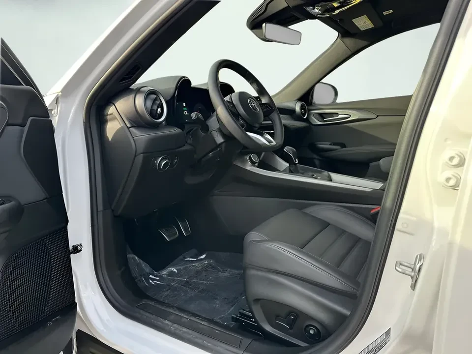 2025 Alfa Romeo Tonale - Image 18 of 20