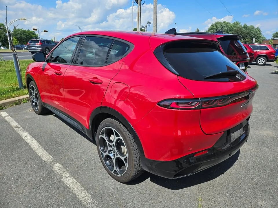 2025 Alfa Romeo Tonale - Image 3 of 8