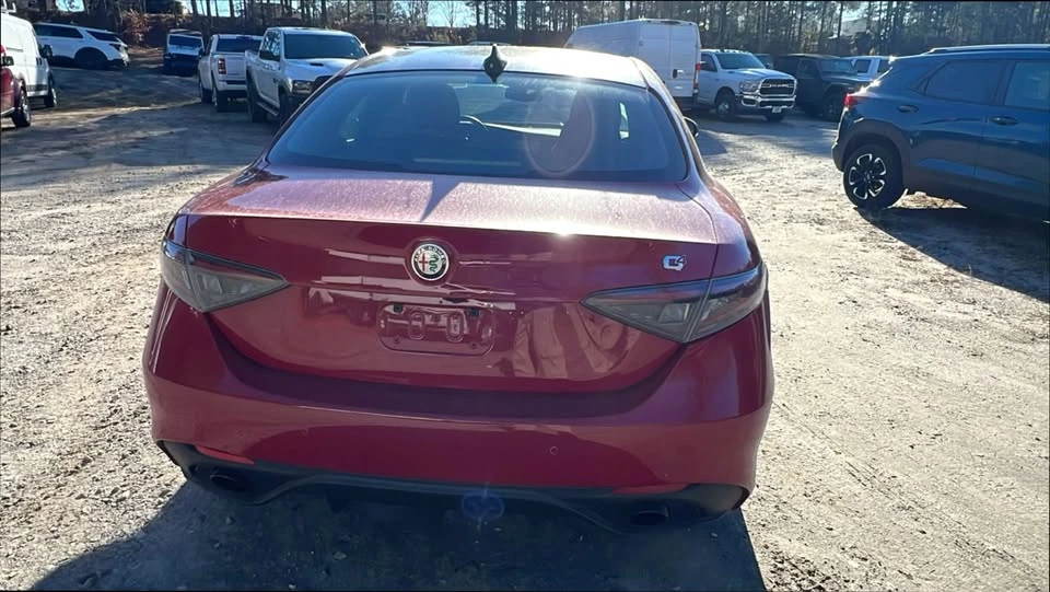 2025 Alfa Romeo Giulia - Image 5 of 15