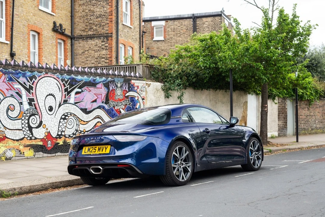 2025 Alpine A110 (2017-Present) - Image 18 of 31