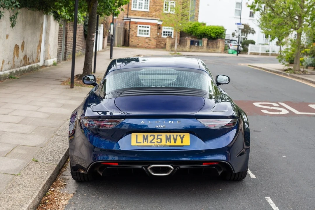 2025 Alpine A110 (2017-Present) - Image 19 of 31