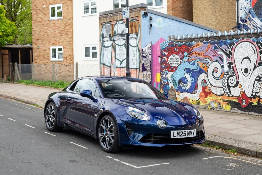 2025 Alpine A110 (2017-Present) - Image 24 of 31