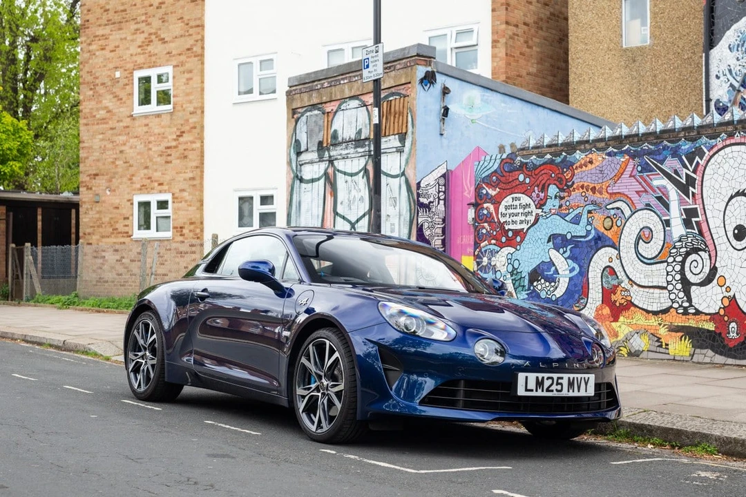 2025 Alpine A110 (2017-Present) - Image 25 of 31