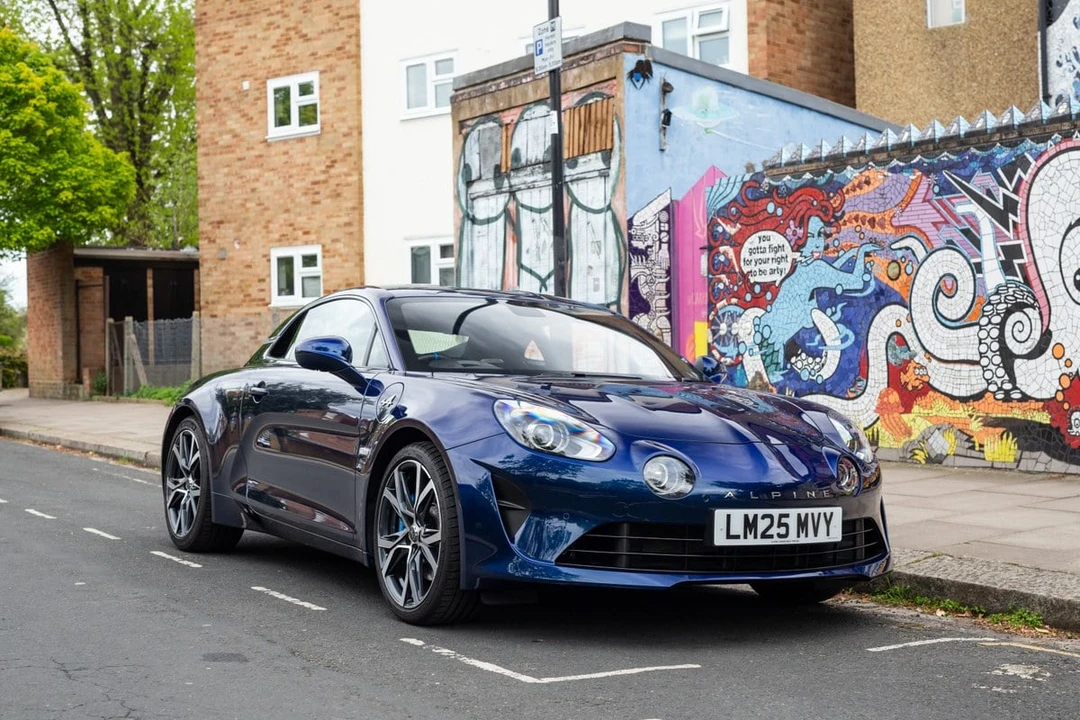 2025 Alpine A110 (2017-Present) - Image 26 of 31
