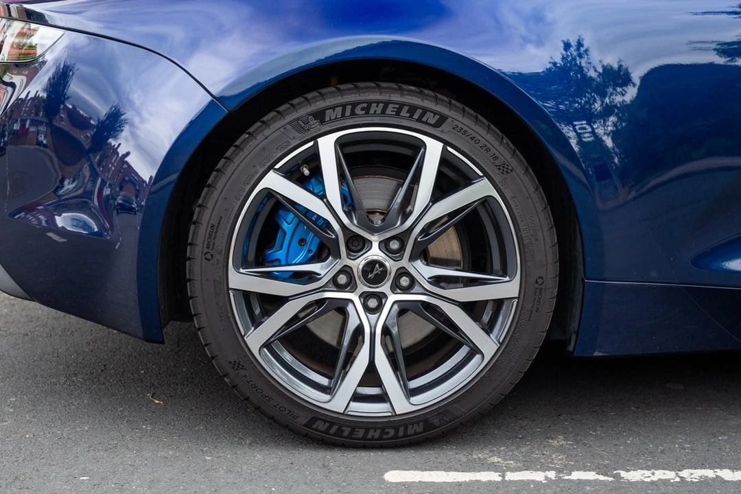 2025 Alpine A110 (2017-Present) - Image 29 of 31