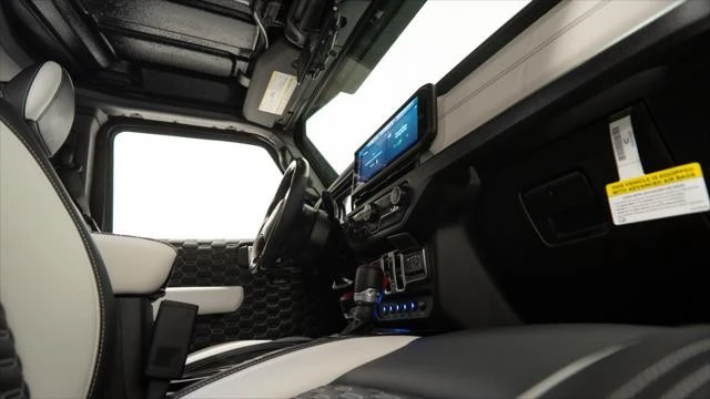 2025 Jeep JT Gladiator - Image 21 of 21