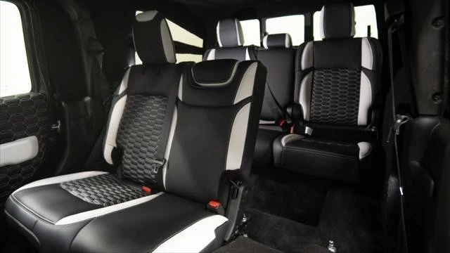2025 Jeep JT Gladiator - Image 9 of 21