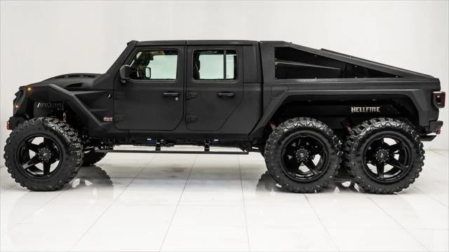 2025 Jeep JT Gladiator - Image 16 of 21