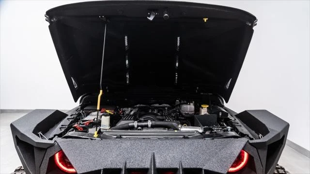 2025 Jeep JT Gladiator - Image 24 of 31
