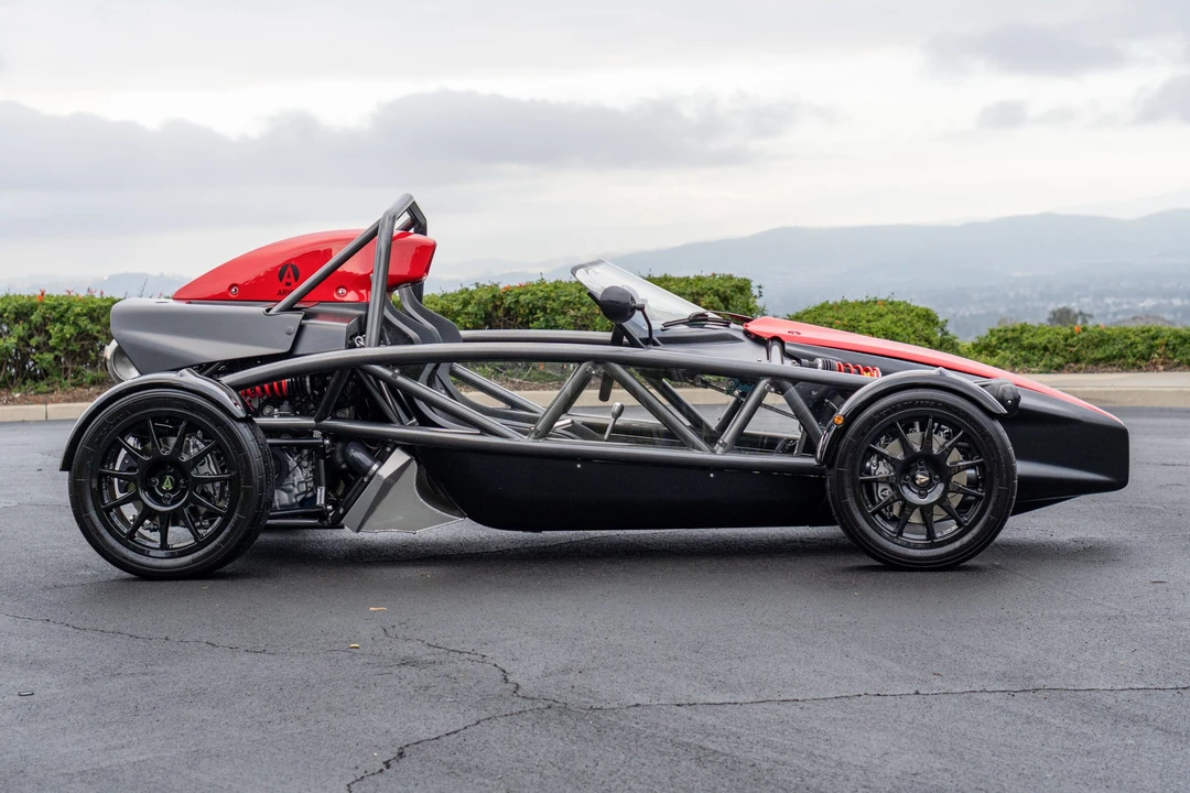 2025 Ariel Atom - Image 10 of 31