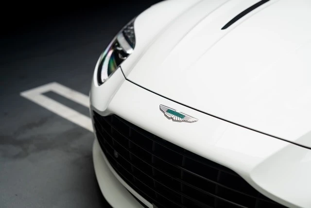 2025 Aston Martin DB12 - Image 31 of 31