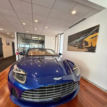 2025 Aston Martin DB12 Volante