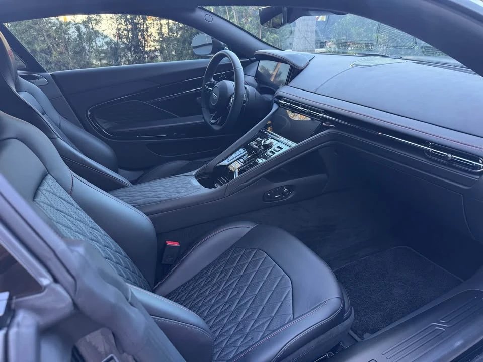 2025 Aston Martin DB12 - Image 17 of 19