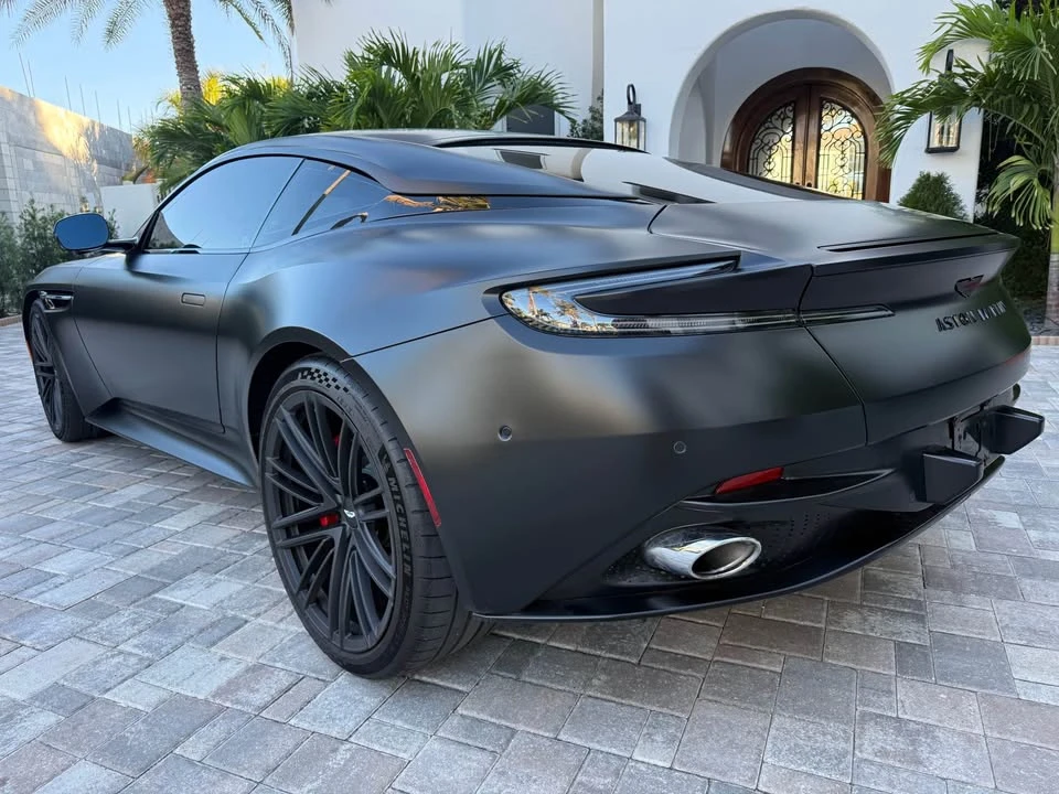2025 Aston Martin DB12 - Image 5 of 19
