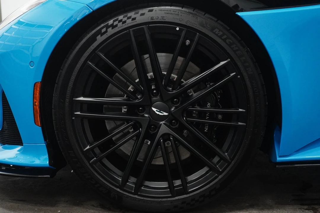 2025 Aston Martin DB12 - Image 10 of 12