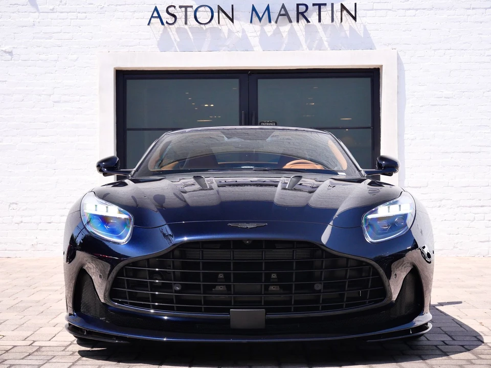 2025 Aston Martin DB12 - Image 7 of 27