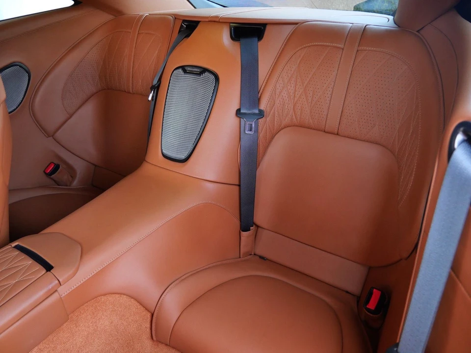 2025 Aston Martin DB12 - Image 23 of 27