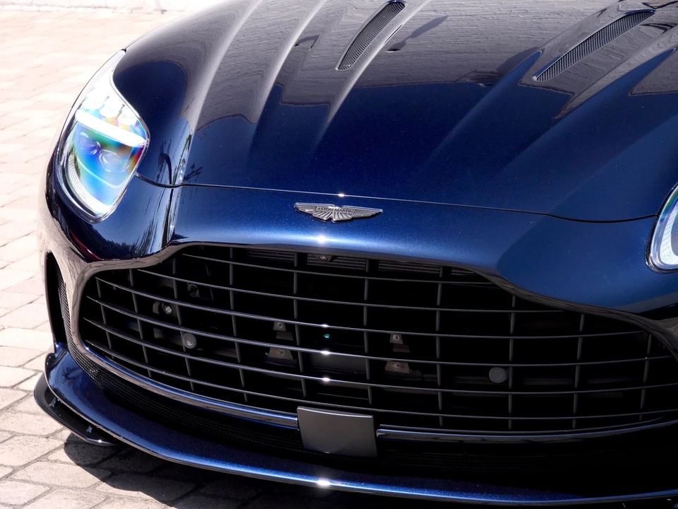 2025 Aston Martin DB12 - Image 13 of 27