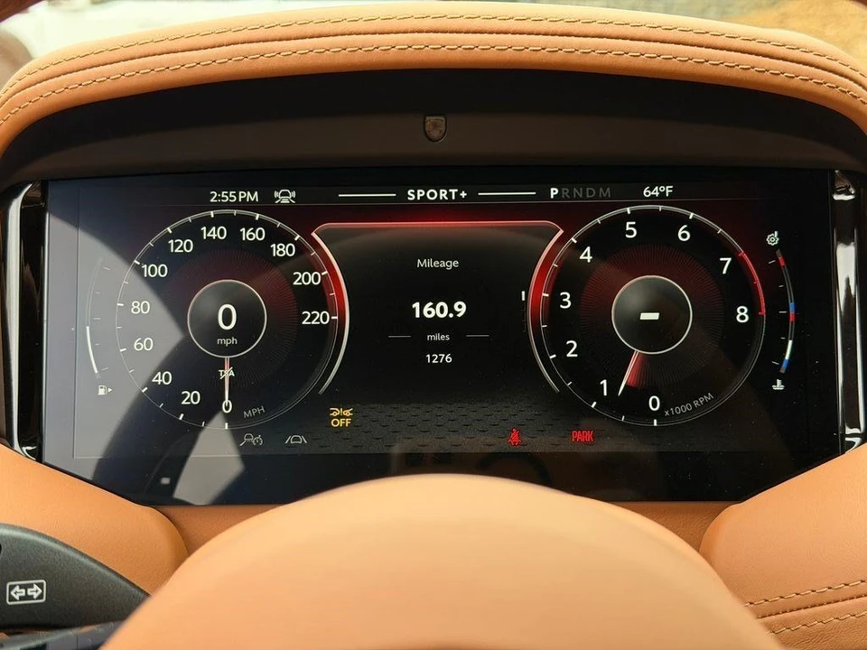 2025 Aston Martin DB12 - Image 9 of 31