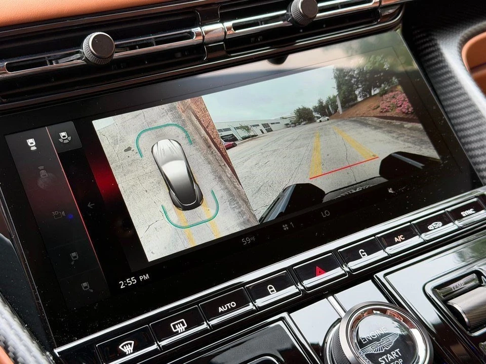 2025 Aston Martin DB12 - Image 28 of 31