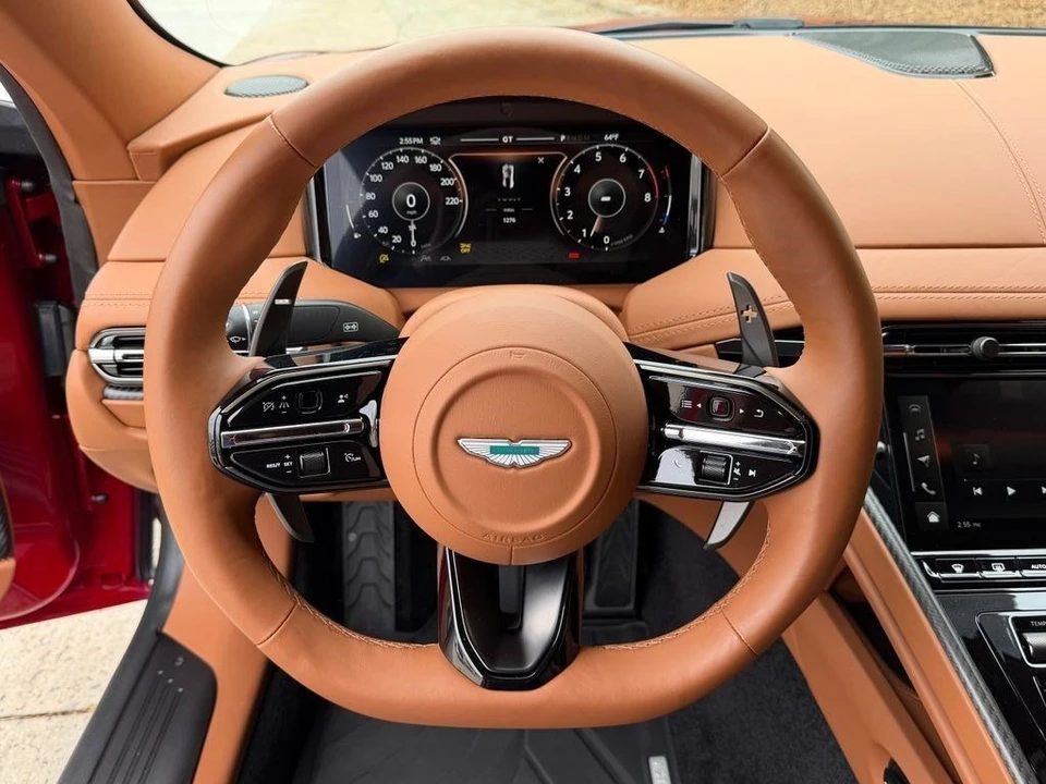 2025 Aston Martin DB12 - Image 24 of 31