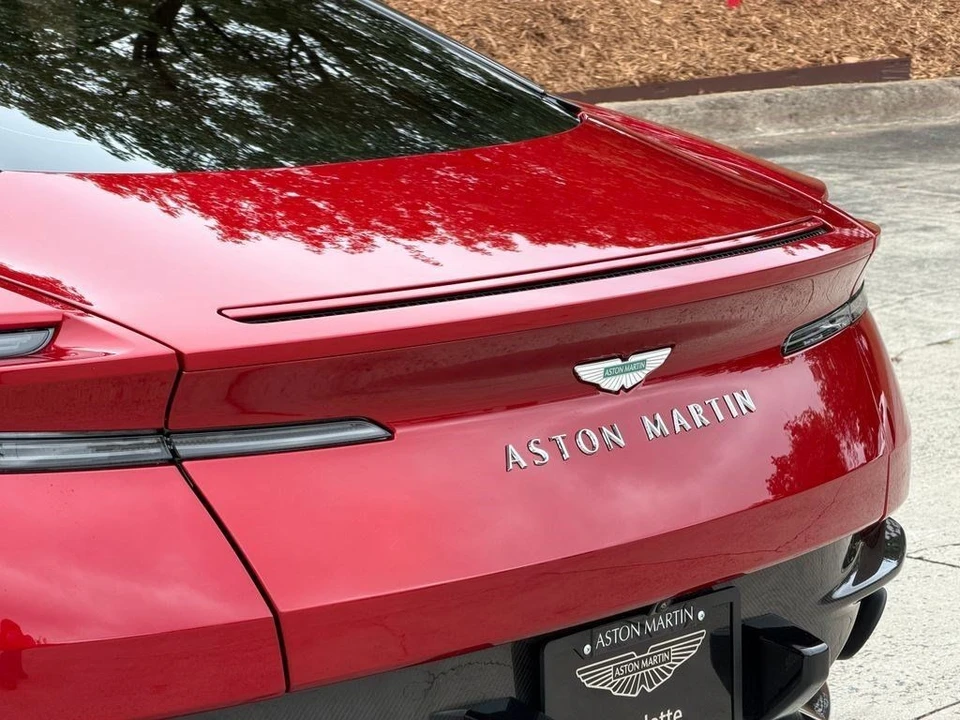 2025 Aston Martin DB12 - Image 11 of 31