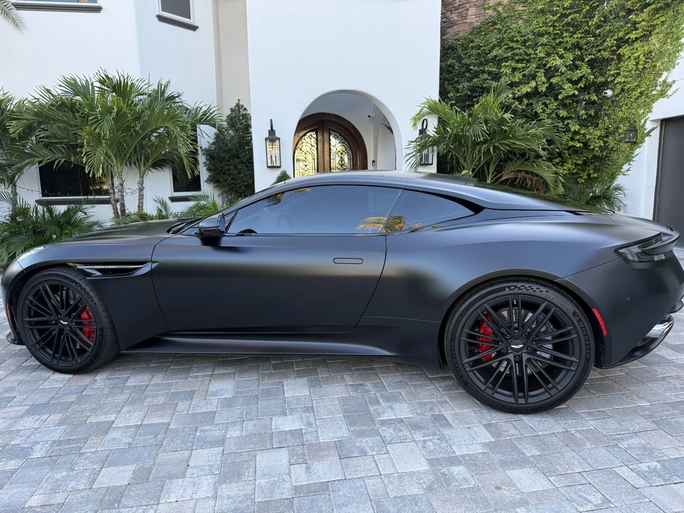2025 Aston Martin DB12 - Image 3 of 26