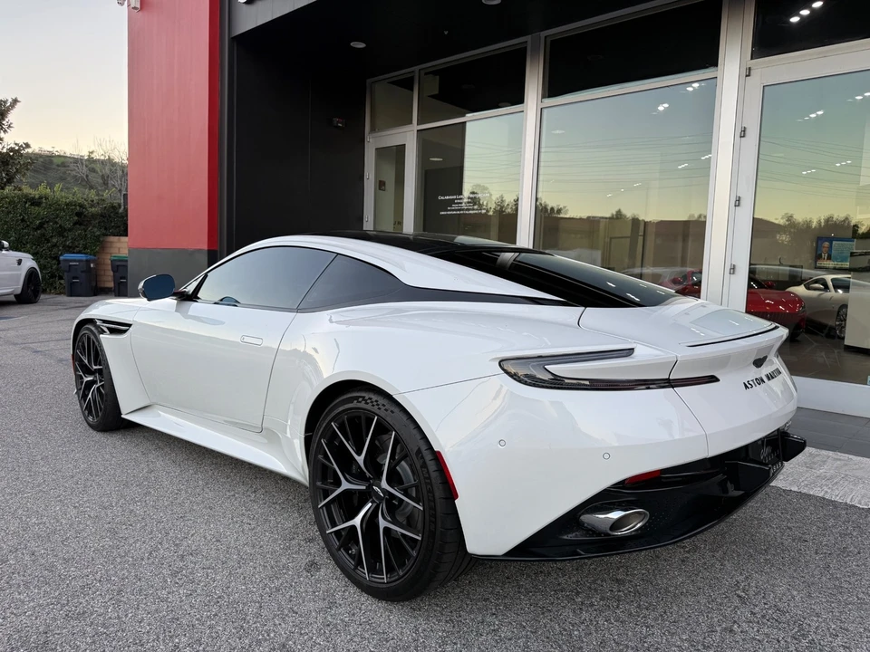 2025 Aston Martin DB12 - Image 9 of 21