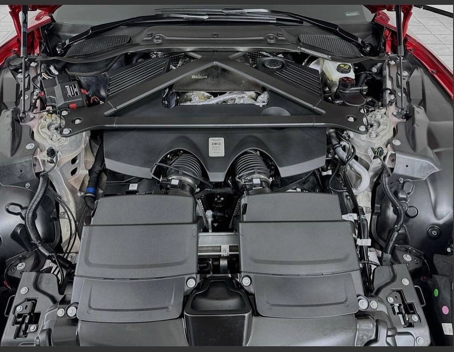 2025 Aston Martin DB12 - Image 26 of 28