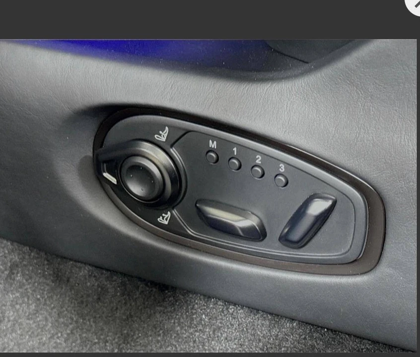 2025 Aston Martin DB12 - Image 18 of 21