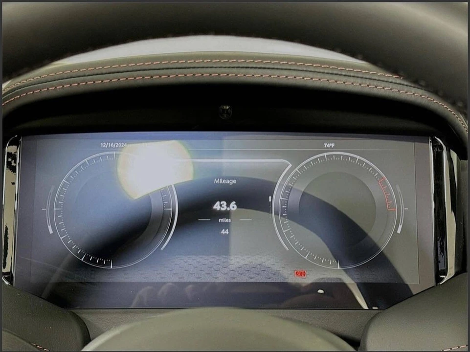 2025 Aston Martin DB12 - Image 12 of 21