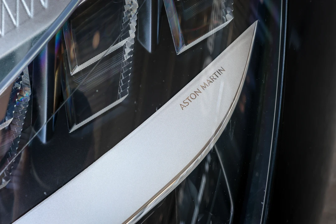 2025 Aston Martin DB12 - Image 16 of 31