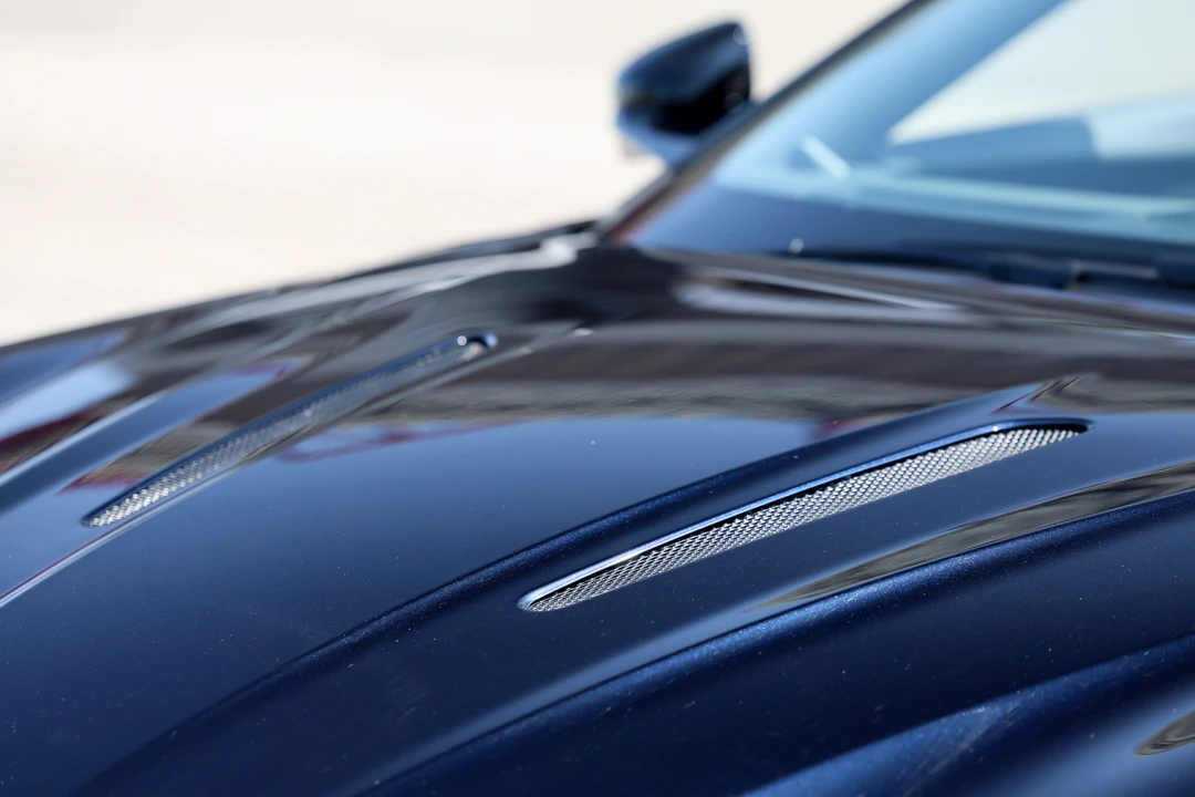 2025 Aston Martin DB12 - Image 30 of 31