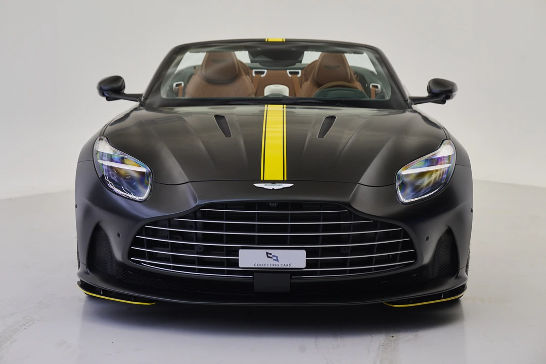 2025 Aston Martin DB12 - Image 7 of 31