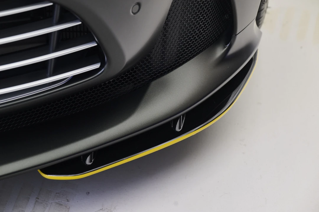 2025 Aston Martin DB12 - Image 13 of 31
