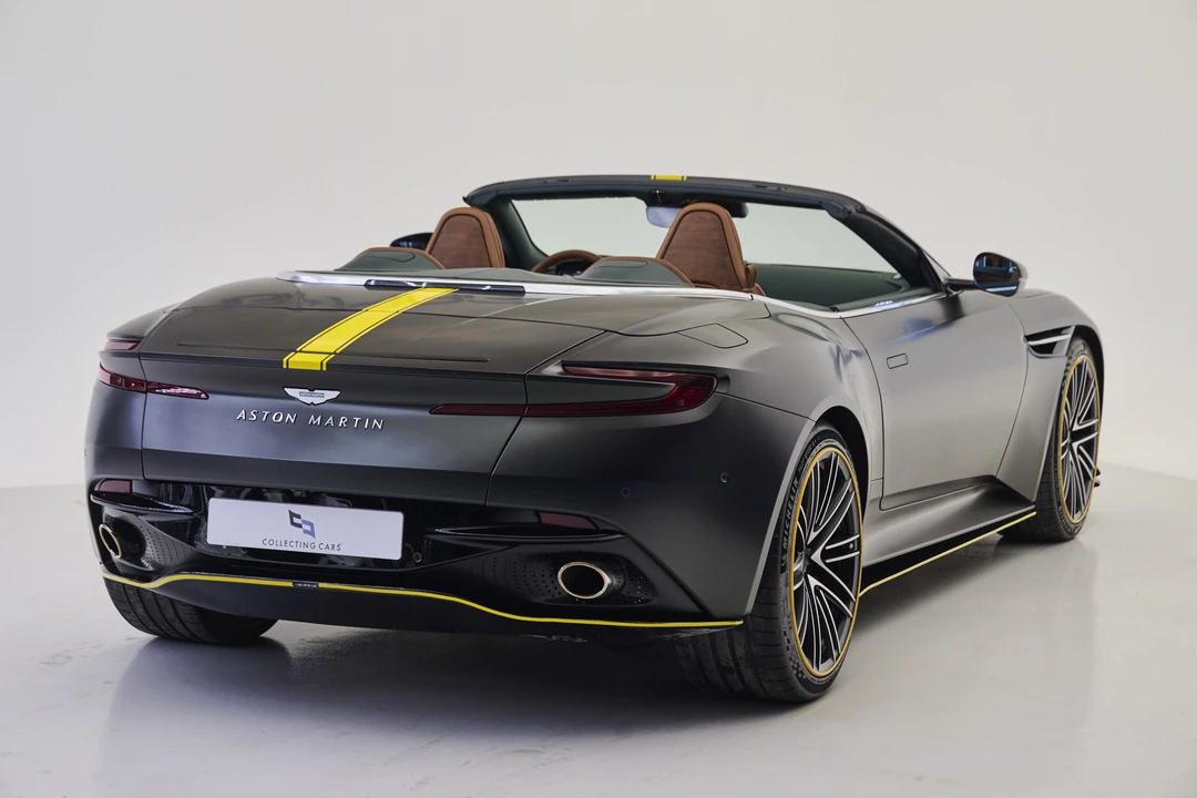 2025 Aston Martin DB12 - Image 4 of 31