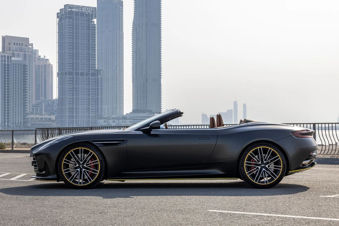 2025 Aston Martin DB12 - Image 9 of 21