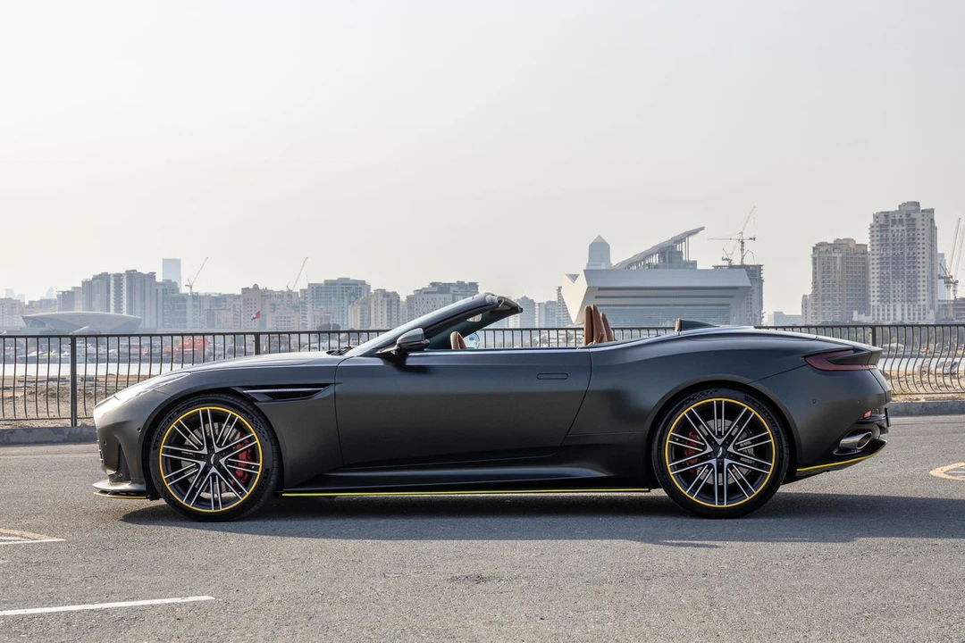 2025 Aston Martin DB12 - Image 3 of 21