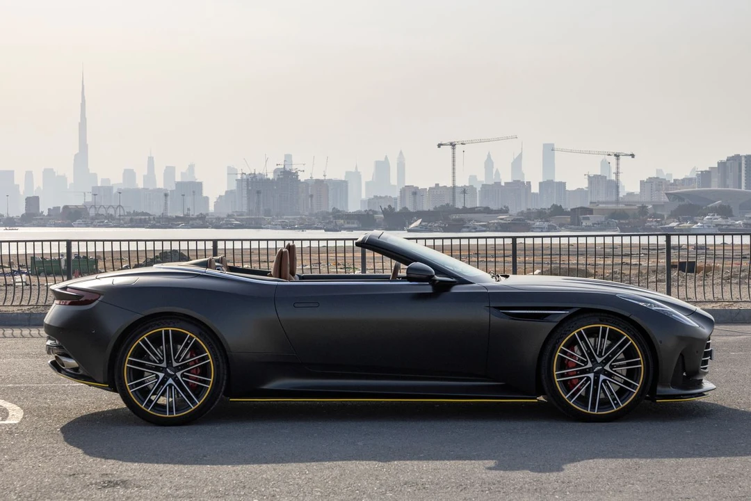 2025 Aston Martin DB12 - Image 17 of 21