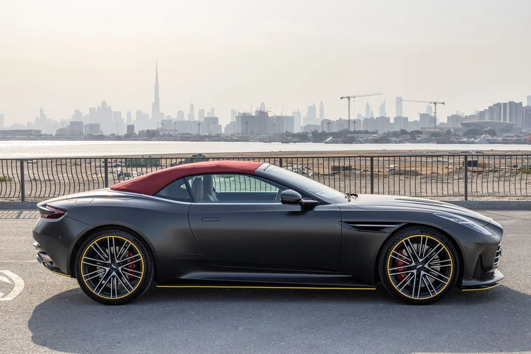 2025 Aston Martin DB12 - Image 19 of 21