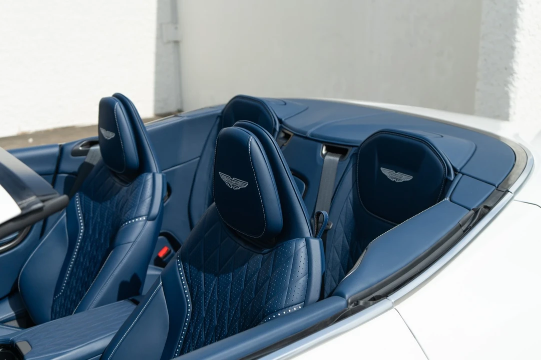 2025 Aston Martin DB12 - Image 30 of 31
