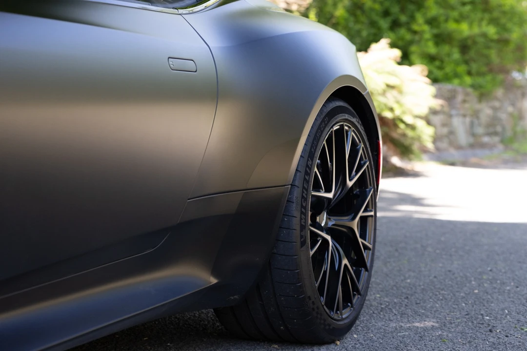 2025 Aston Martin DB12 - Image 26 of 31