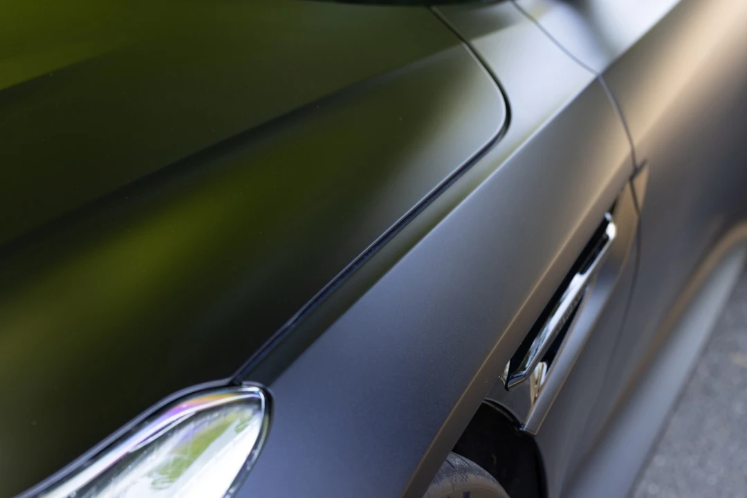 2025 Aston Martin DB12 - Image 20 of 31
