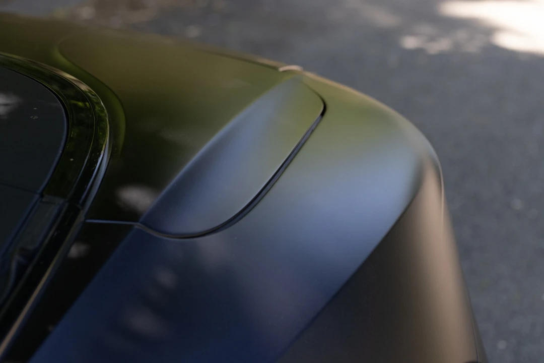2025 Aston Martin DB12 - Image 29 of 31