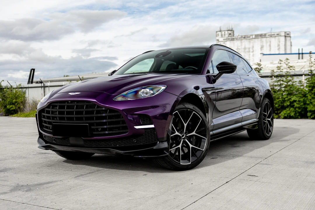 2025 Aston Martin DBX 707 - Image 3 of 31