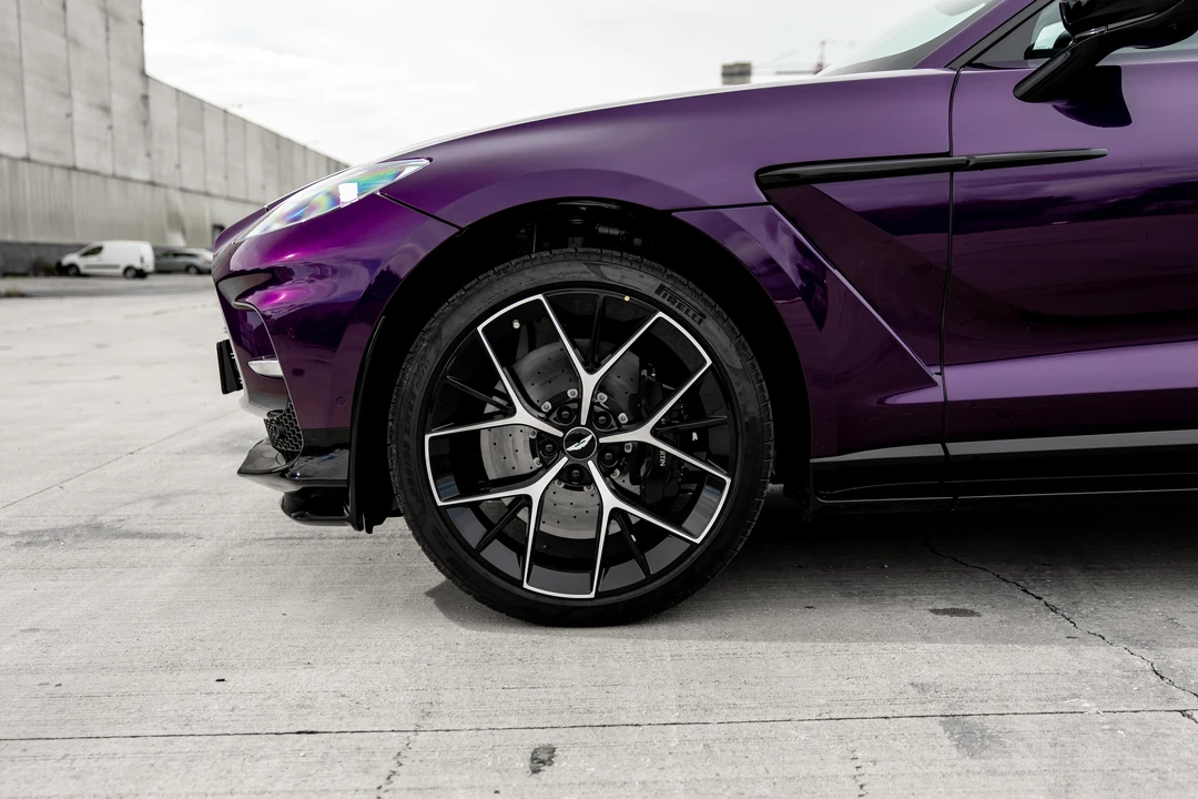 2025 Aston Martin DBX 707 - Image 29 of 31