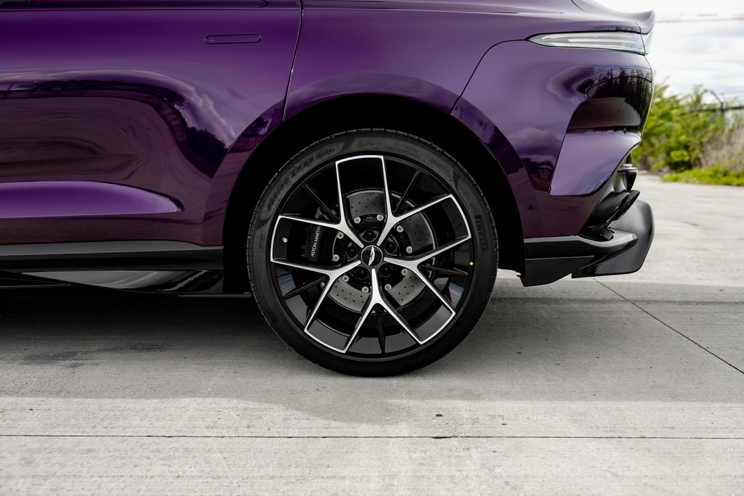2025 Aston Martin DBX 707 - Image 30 of 31